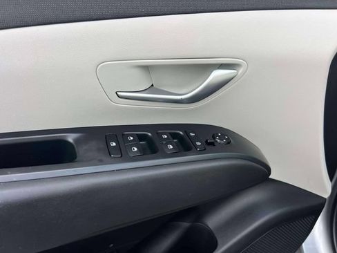 Certified 2024 Hyundai Tucson SEL w/ Convenience Package AWD/4WD image 16