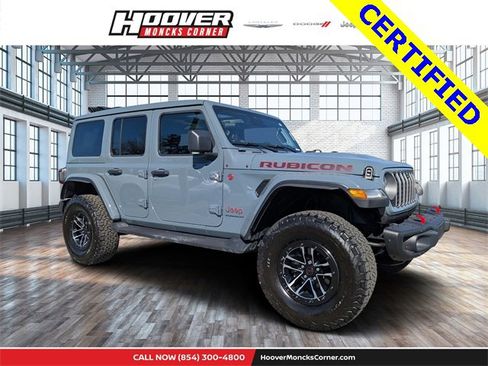 Used 2025 Jeep Wrangler Unlimited Rubicon image 1