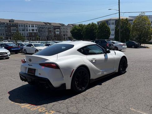 Used 2021 Toyota Supra w/ Safety & Technology Package RWD image 5