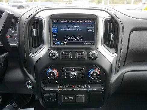 Used 2020 Chevrolet Silverado 1500 RST w/ All-Star Edition image 10