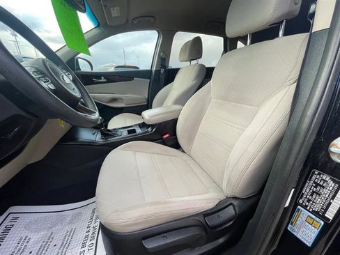 Used 2017 Kia Sorento AWD image 10