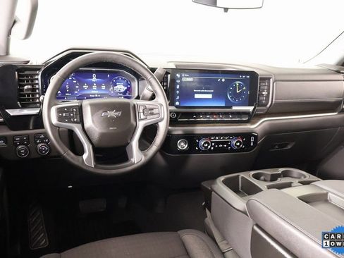 Used 2024 Chevrolet Silverado 1500 RST w/ Z71 Off-Road Package image 2