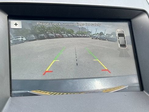 Used 2018 Ford Edge SEL w/ Equipment Group 201A FWD image 18