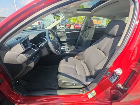 Used 2019 Honda Civic EX image 12