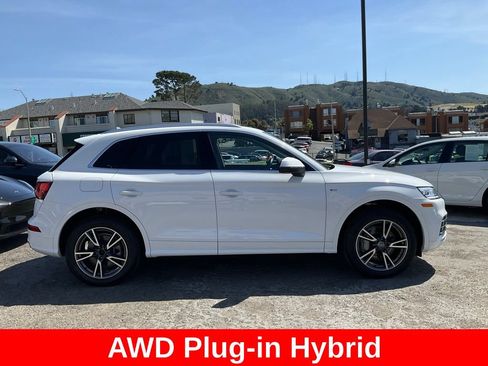 Used 2020 Audi Q5 e Premium w/ Convenience Package AWD/4WD image 3