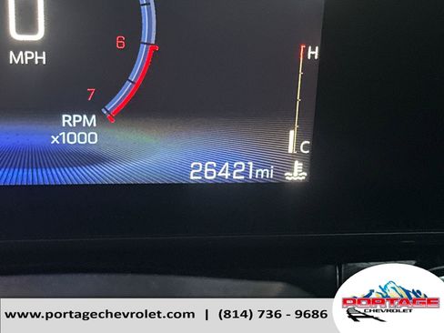 Used 2024 Chevrolet Trax RS w/ Sunroof Package image 19