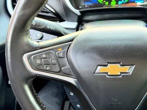 Used 2017 Chevrolet Volt LT w/ Comfort Package image 66