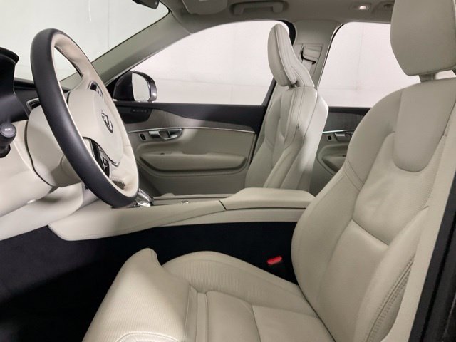 Certified 2024 Volvo XC90 T8 Ultimate w/ Protection Package Premier AWD/4WD image 26
