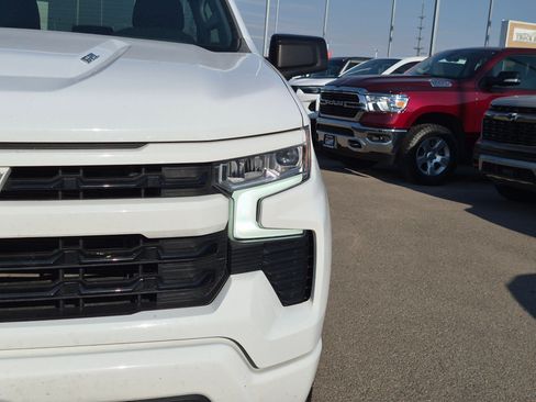 Used 2023 Chevrolet Silverado 1500 RST AWD/4WD image 10