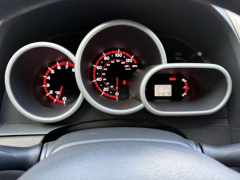 Used 2009 Toyota Matrix image 24