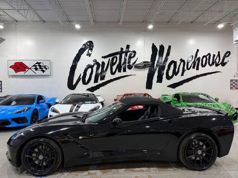 Used 2014 Chevrolet Corvette Stingray Convertible w/ 3LT Preferred Equipment Group RWD image 2