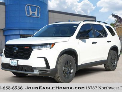 Used 2025 Honda Pilot TrailSport