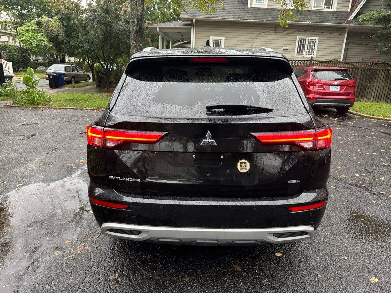 Used 2022 Mitsubishi Outlander SEL FWD image 9
