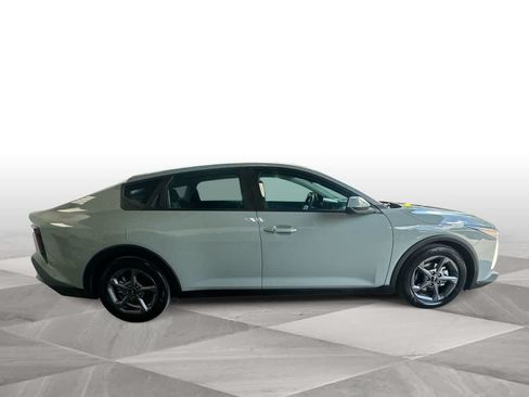 Used 2025 Kia K4 FWD image 9