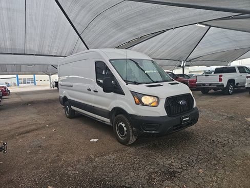 Used 2025 Ford Transit 250 148 Medium Roof image 7