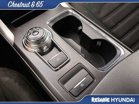Used 2018 Ford Fusion SE w/ Fusion SE Technology Package FWD image 38