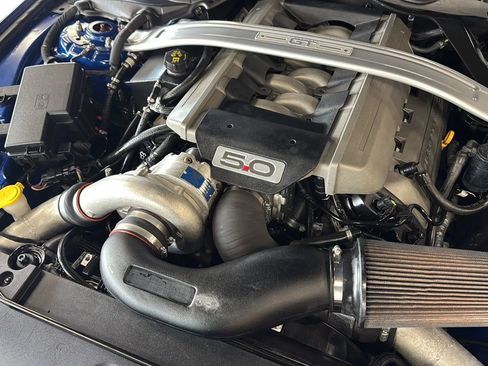 Used 2017 Ford Mustang GT w/ GT Performance Package RWD image 42