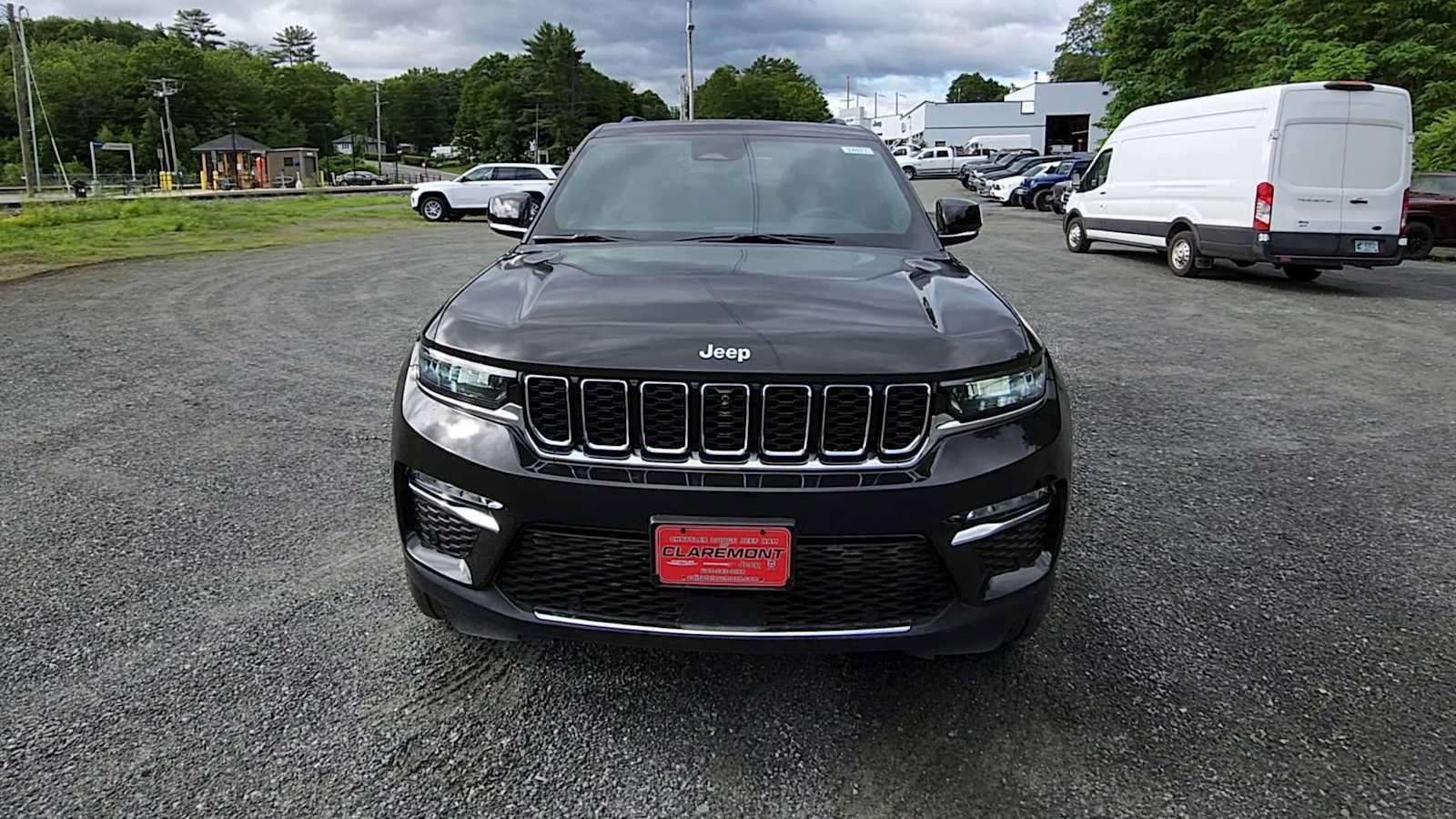 New 2024 Jeep Grand Cherokee Limited 4xe w/ Luxury Tech Group II AWD/4WD image 3