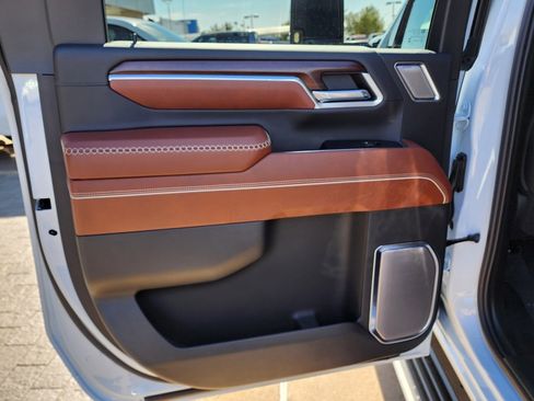 New 2026 GMC Sierra 2500 Denali Ultimate image 46