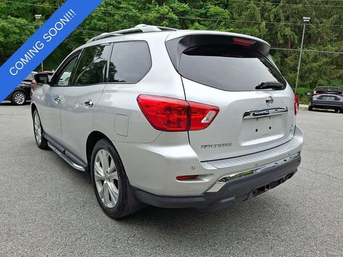 Used 2018 Nissan Pathfinder SL w/ SL Premium Package AWD/4WD image 6