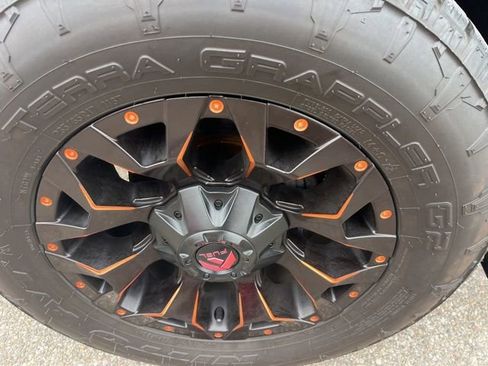 Used 2020 Chevrolet Colorado ZR2 w/ ZR2 Dusk Special Edition image 9