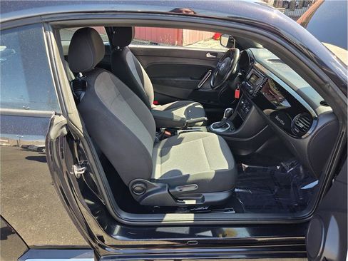 Used 2019 Volkswagen Beetle 2.0T S FWD image 26
