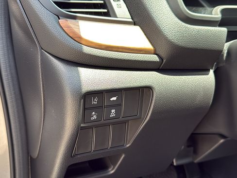 Used 2021 Honda CR-V EX-L image 13