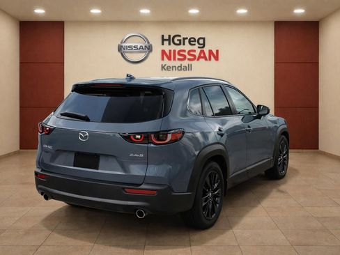 Used 2025 MAZDA CX-50 AWD 2.5 S w/ Premium Package image 4