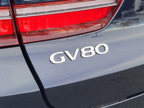 New 2026 Genesis GV80 3.5T e-SC image 6