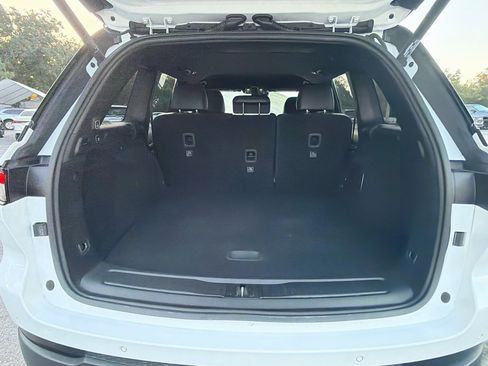 Used 2024 Jeep Grand Cherokee Trailhawk AWD/4WD image 12