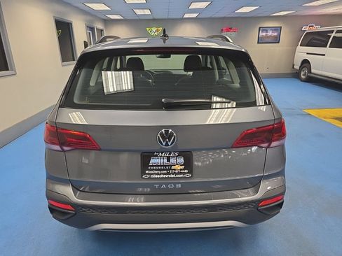 Used 2024 Volkswagen Taos S FWD image 7