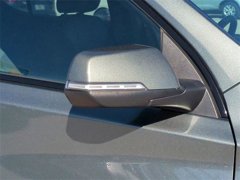 Certified 2023 Chevrolet Traverse LT image 12