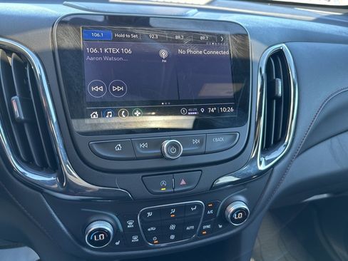 Used 2023 Chevrolet Equinox RS w/ RS Leather Package image 9