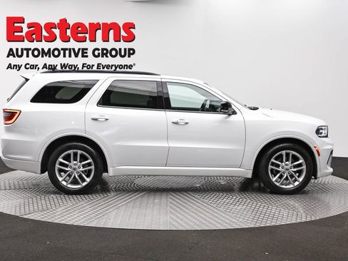 Used 2024 Dodge Durango GT RWD image 4