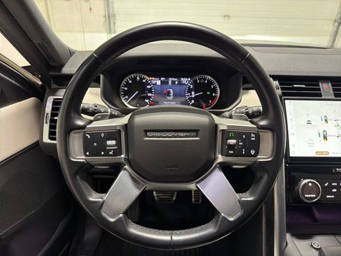 Used 2023 Land Rover Discovery S R-Dynamic AWD/4WD image 22