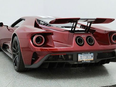 Used 2019 Ford GT image 4
