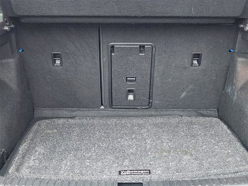 Used 2022 Volkswagen Taos SEL image 22