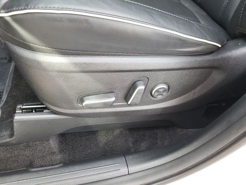 Certified 2025 Hyundai Palisade SEL image 15