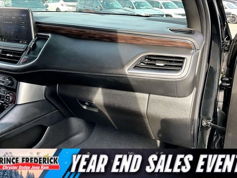 Used 2021 Chevrolet Suburban LT image 13