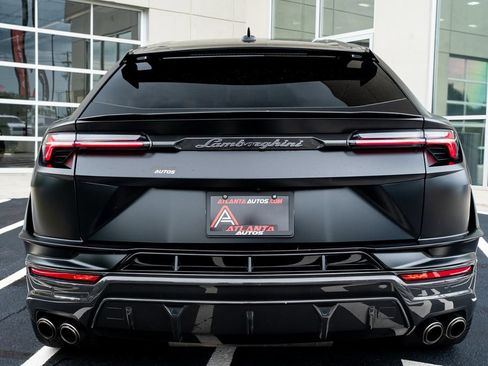 Used 2024 Lamborghini Urus Performante AWD/4WD image 18