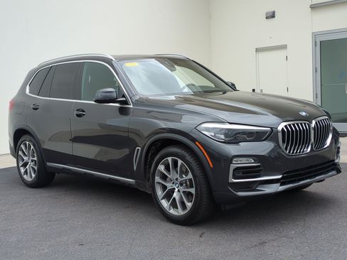 Used 2019 BMW X5 xDrive40i w/ Convenience Package AWD/4WD image 2