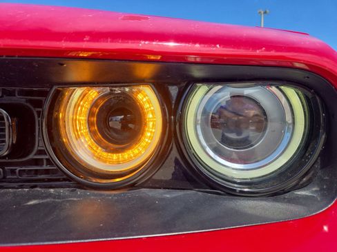 Used 2017 Dodge Challenger SXT Plus RWD image 9