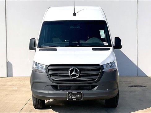 New 2026 Mercedes-Benz Sprinter 2500 image 3