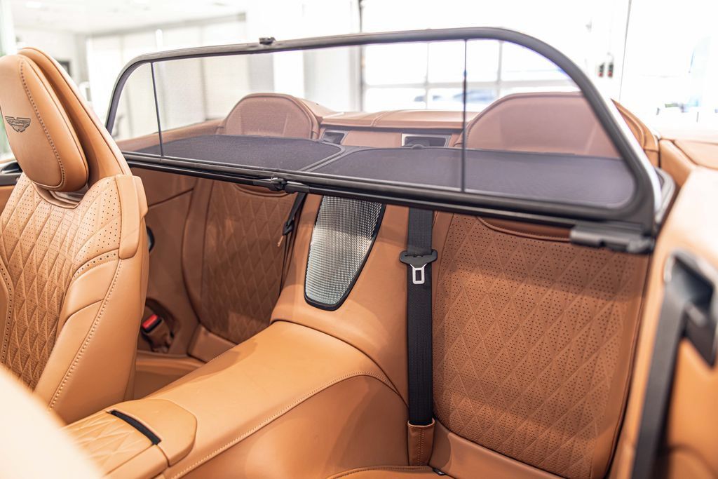 Used 2025 Aston Martin DB12 Convertible RWD image 22