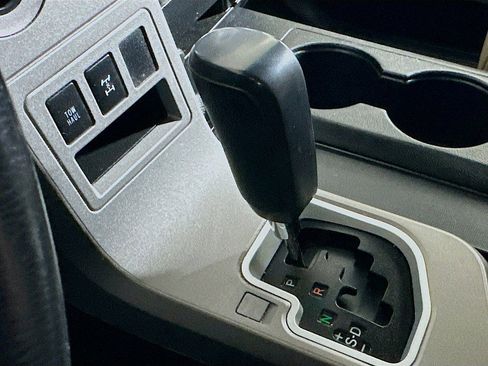 Used 2013 Toyota Sequoia SR5 image 20