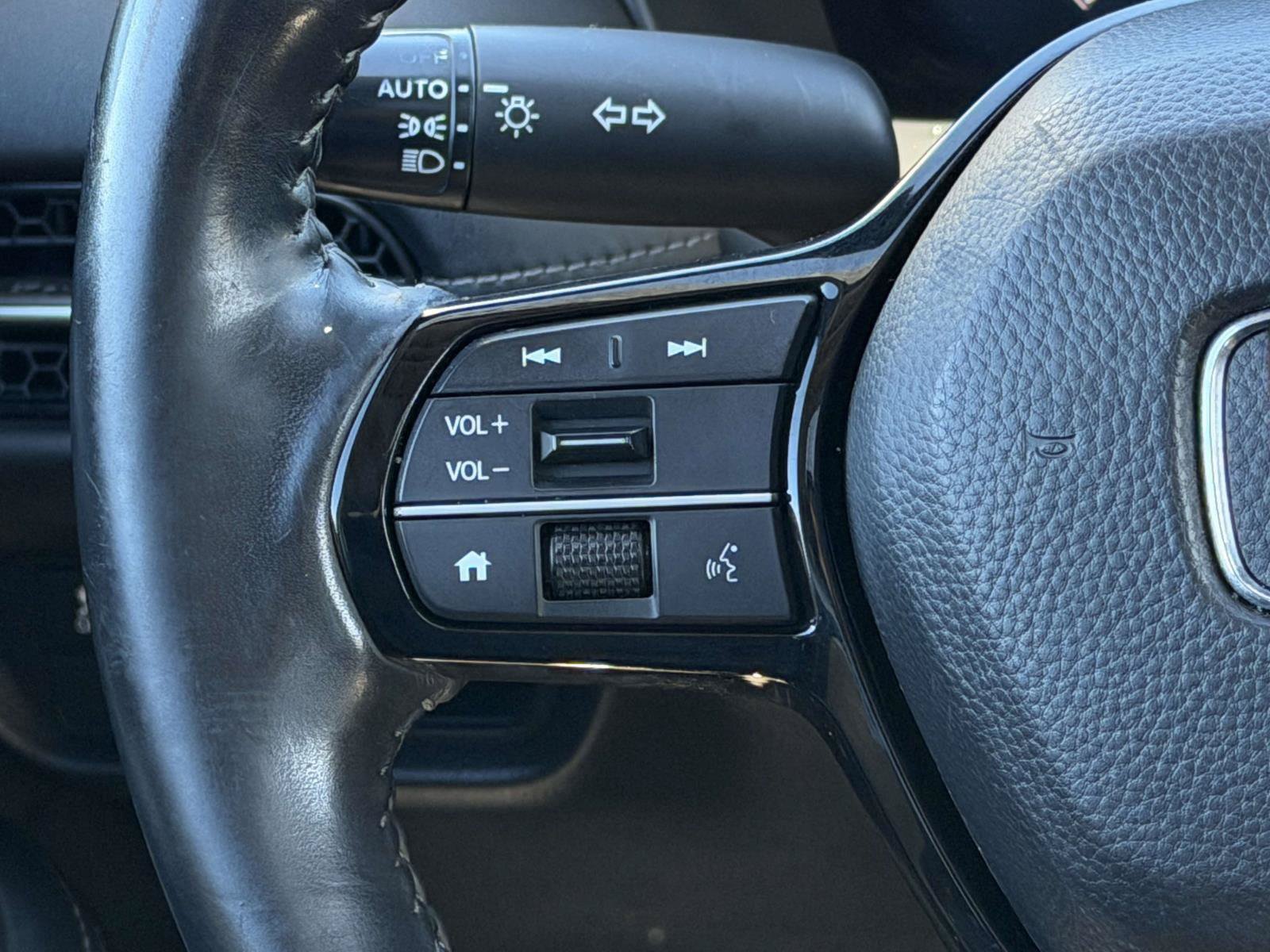 Certified 2024 Honda HR-V EX-L image 19