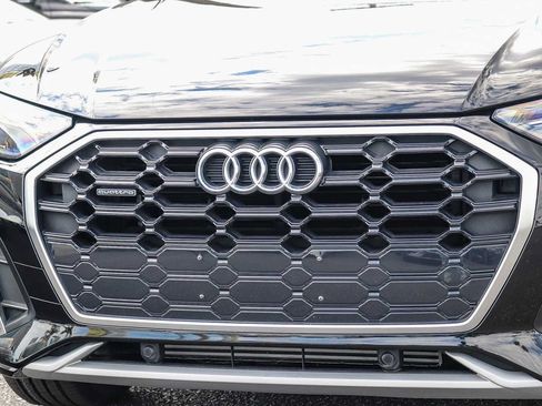 Used 2023 Audi Q5 2.0T Premium w/ Convenience Package AWD/4WD image 8