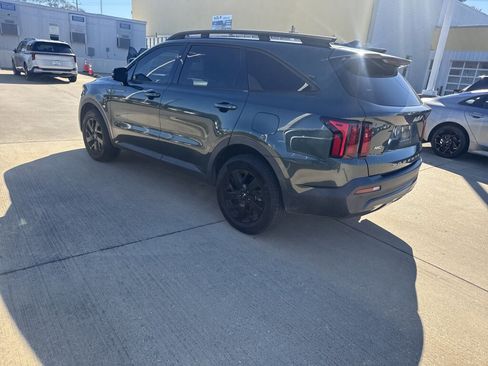 Used 2022 Kia Sorento S image 22