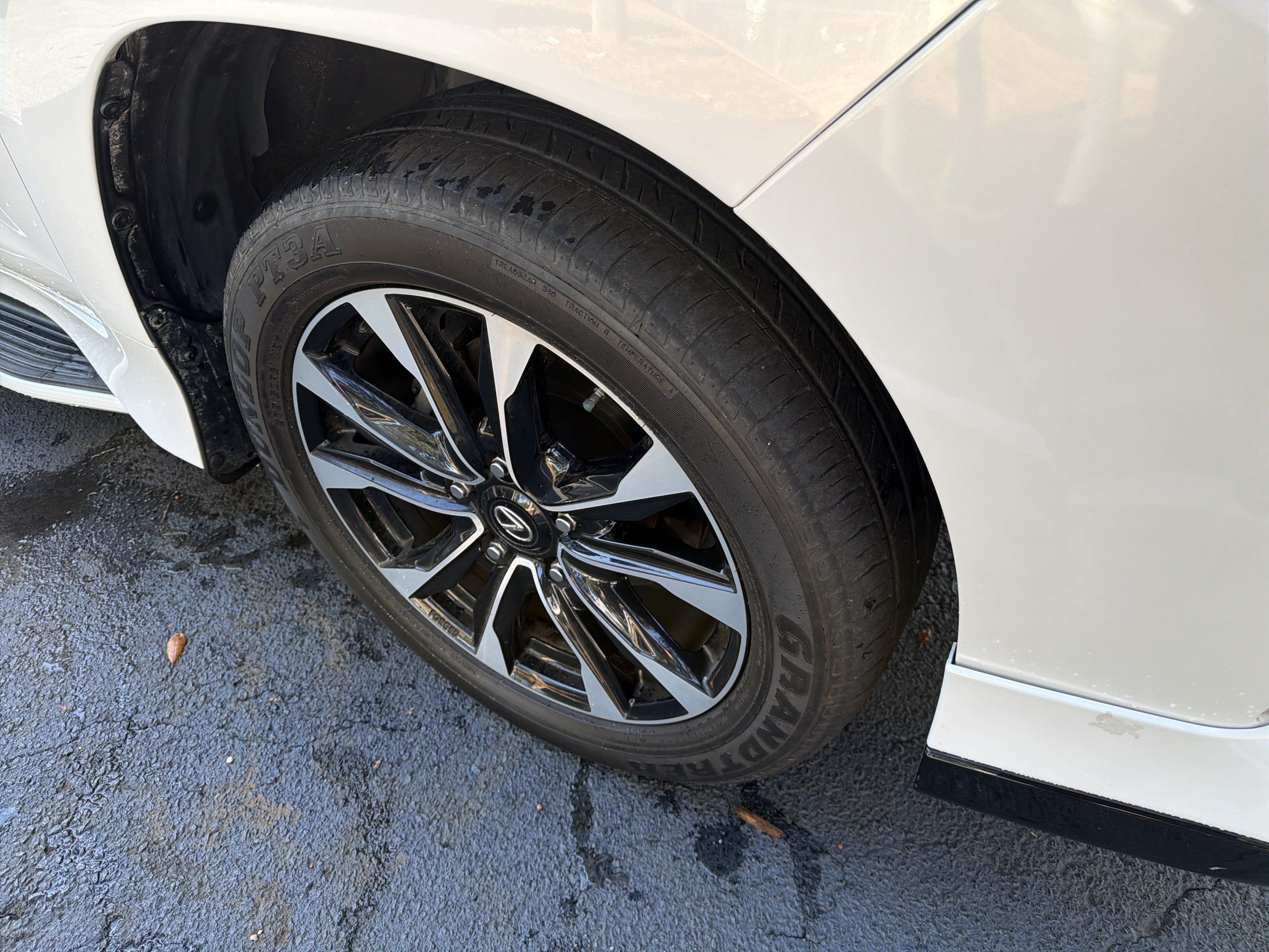 Used 2021 Lexus LX 570 4WD w/ Sport Package image 11