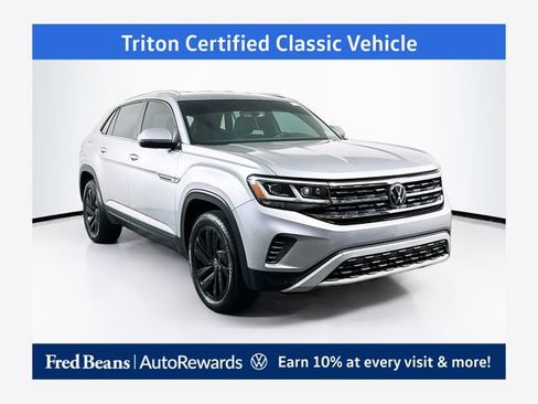 Used 2023 Volkswagen Atlas Cross Sport SE w/ Black Wheel Package AWD/4WD image 1